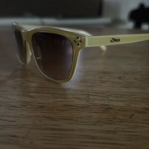 Chic Cream Sunglasses Kids
